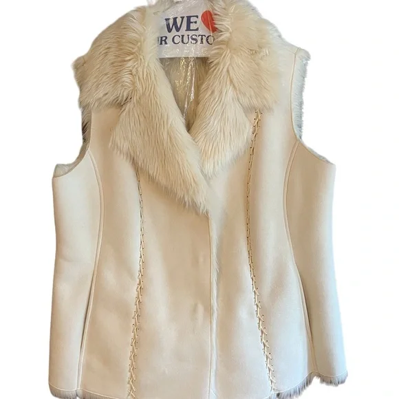 Microsuede Vest Off White Faux Fur Collar Lining Pockets & Hidden Hook Eye Close - Picture 1 of 10